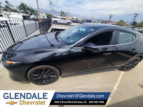 Used 2024 MAZDA MAZDA3 s FWD image 3