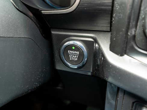 Used 2022 Ford F150 XLT w/ Equipment Group 302A High image 36