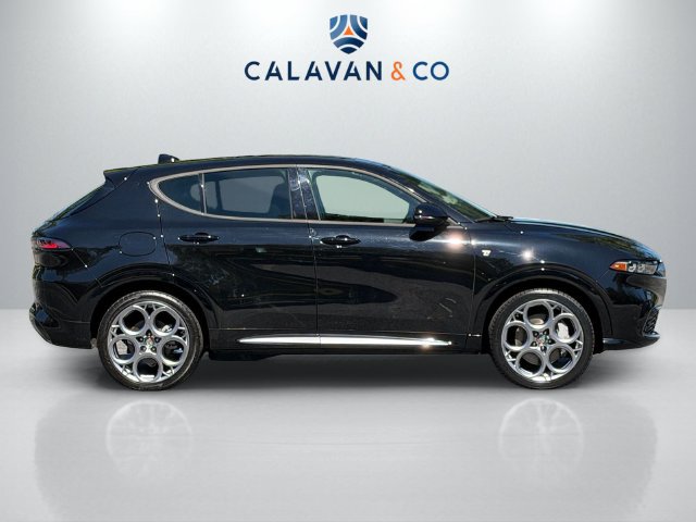 Used 2024 Alfa Romeo Tonale Ti AWD/4WD image 8