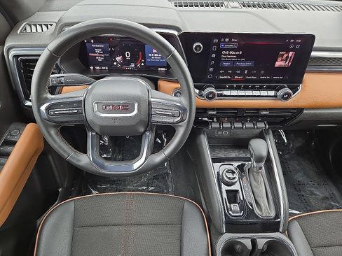 Used 2024 GMC Canyon AT4 AWD/4WD image 17