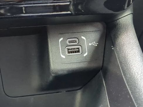 Used 2022 Jeep Compass Latitude w/ Sun and Sound Group FWD image 26