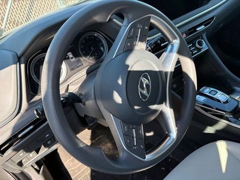 Certified 2023 Hyundai Sonata SEL w/ Cargo Package FWD image 10