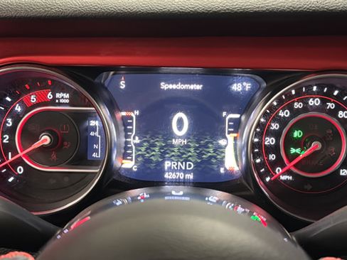 Used 2021 Jeep Wrangler Unlimited Rubicon AWD/4WD image 16