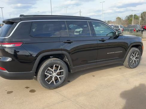 New 2025 Jeep Grand Cherokee L Limited w/ Trailer Tow Package image 9