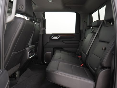 Used 2025 GMC Sierra 2500 Denali w/ Denali Reserve Package AWD/4WD image 19