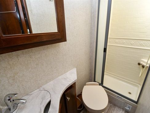 Used 2017 Mercedes-Benz Sprinter 3500 image 9