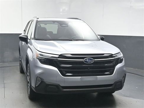 New 2025 Subaru Forester Touring image 3