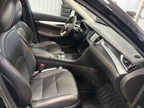 Used 2019 INFINITI QX50 Essential w/ Premium Heat Package image 14