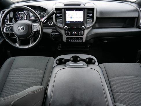 Used 2024 RAM 2500 Tradesman w/ Chrome Appearance Group image 10