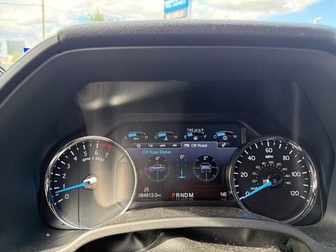 Used 2018 Ford Expedition Limited w/ Equipment Group 301A RWD image 7
