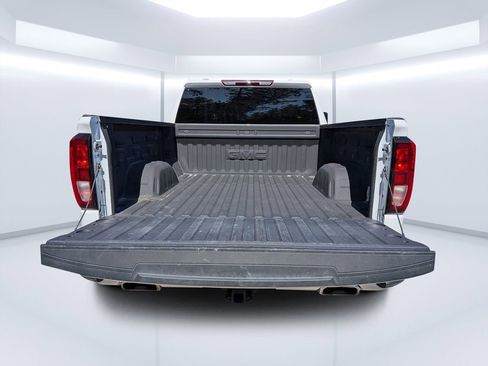 Used 2024 GMC Sierra 1500 Elevation w/ X31 Off-Road Package AWD/4WD image 13