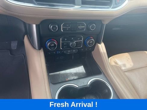 Used 2022 Chevrolet Tahoe Premier RWD image 8