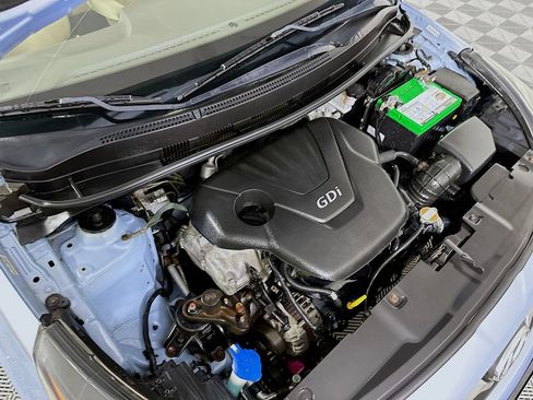 Used 2012 Hyundai Accent GLS FWD image 25