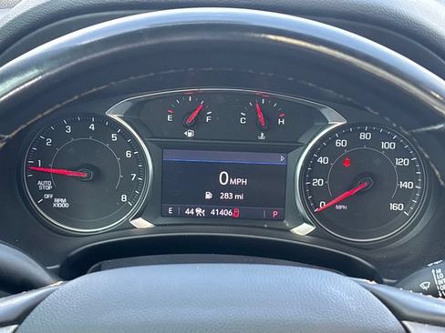Used 2023 GMC Terrain AT4 w/ Tech Package AWD/4WD image 18