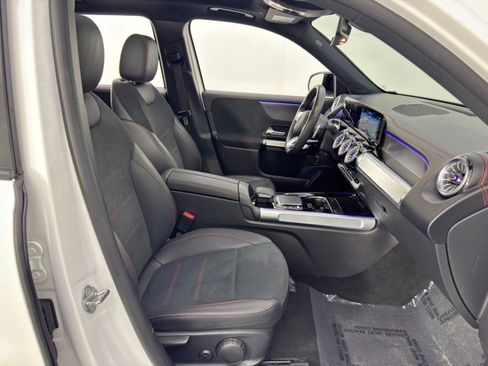 Used 2022 Mercedes-Benz EQB 350 4MATIC image 15