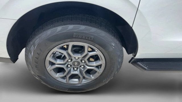 Used 2025 Ford Expedition Max Active RWD image 5