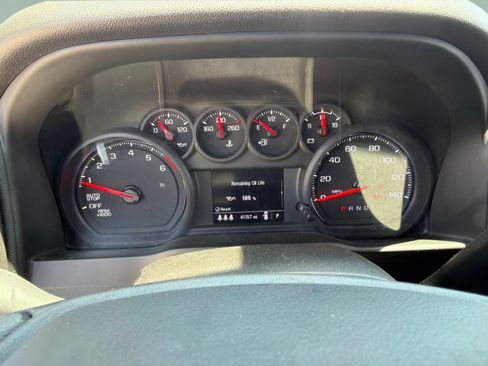 Used 2024 Chevrolet Silverado 1500 Custom w/ Turbomax Blackout Package AWD/4WD image 18