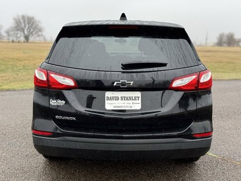 Used 2019 Chevrolet Equinox LS w/ LS Convenience Package image 5