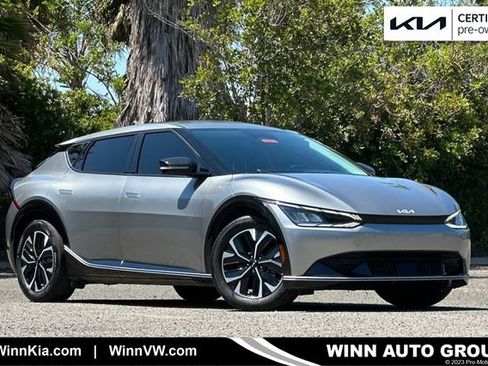 Certified 2022 Kia EV6 Wind AWD/4WD image 1