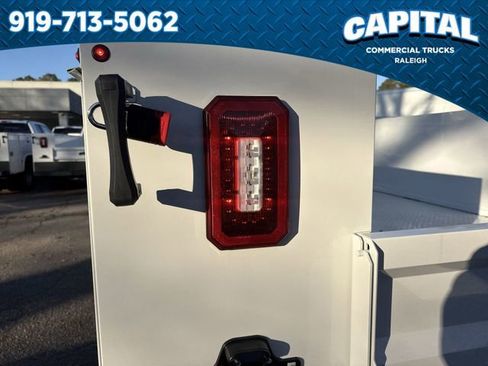 New 2026 Ford F350 XL w/ XL Chrome Package image 15