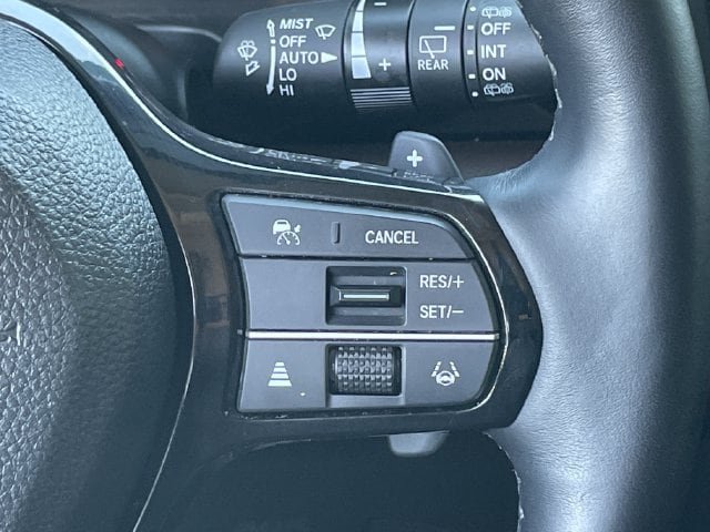 Used 2025 Honda Pilot Elite image 14