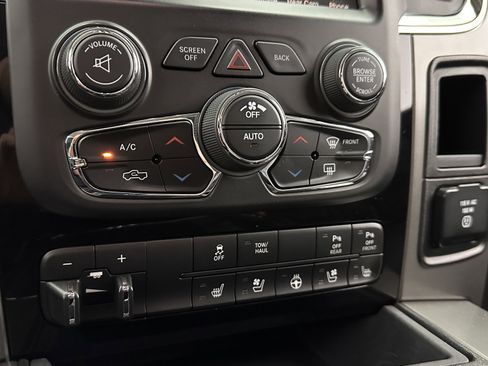 Used 2017 RAM 1500 Sport w/ Convenience Group image 18