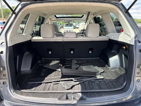 Used 2017 Subaru Forester 2.5i Premium w/ All-Weather Package AWD/4WD image 46