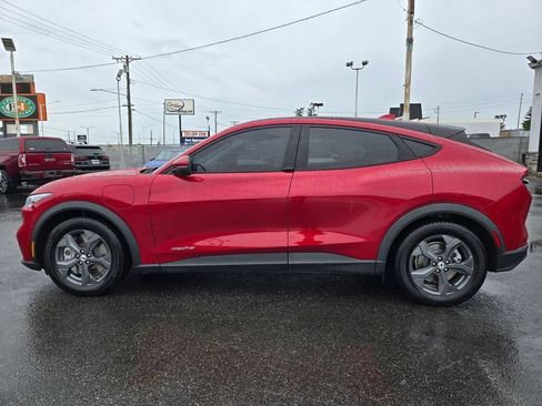 Used 2022 Ford Mustang Mach-E Select RWD image 9