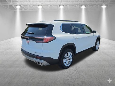 New 2026 GMC Acadia Elevation w/ Super Cruise Package FWD image 3