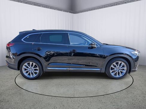 Used 2023 MAZDA CX-9 Grand Touring image 2