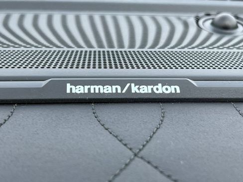 Used 2025 RAM 1500 Limited image 33