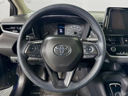 Used 2024 Toyota Corolla LE w/ LE Convenience Package image 12