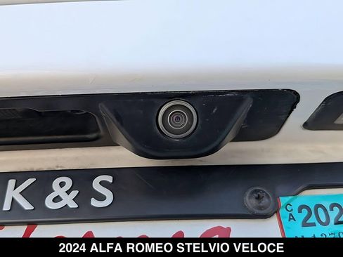 Used 2024 Alfa Romeo Stelvio Veloce AWD/4WD image 8