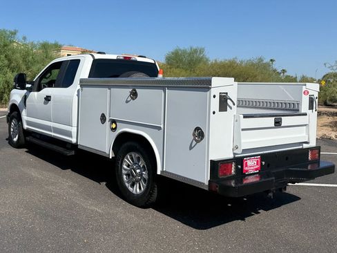 Used 2022 Ford F250 XL w/ STX Appearance Package RWD image 12