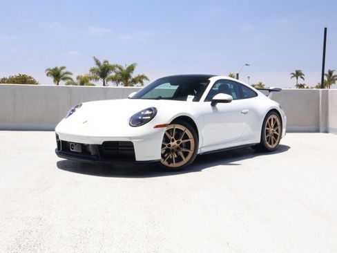 Certified 2025 Porsche 911 Carrera w/ Premium Package RWD image 1