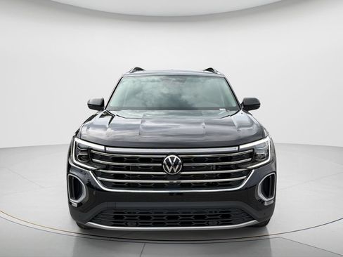 New 2026 Volkswagen Atlas SE FWD image 2