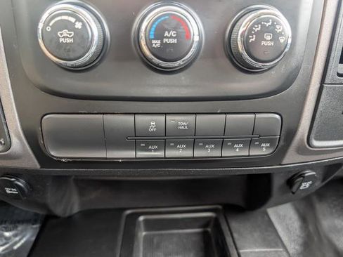 Used 2014 RAM 3500 Tradesman image 14