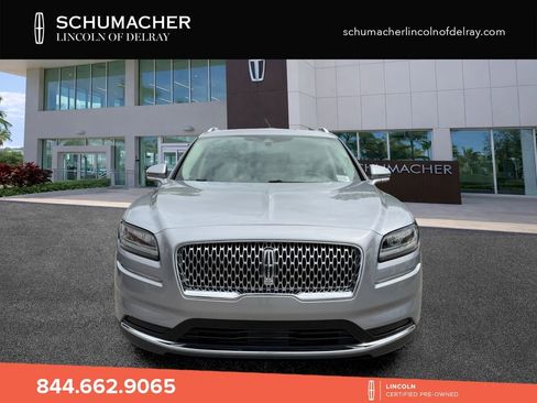 Certified 2022 Lincoln Nautilus FWD image 2