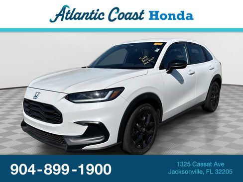 Used 2023 Honda HR-V Sport image 1