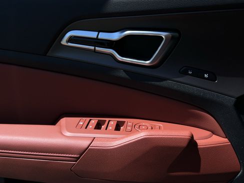 New 2026 Kia Sportage SX FWD image 20