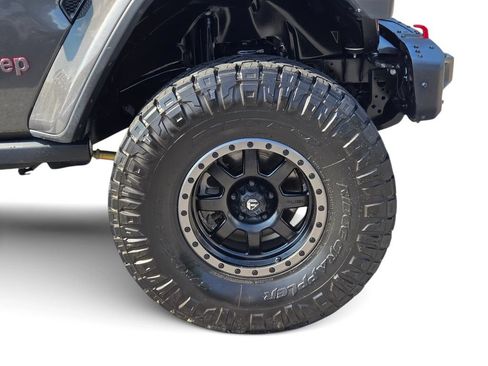 Used 2020 Jeep Wrangler Unlimited Rubicon w/ Dual Top Group AWD/4WD image 6