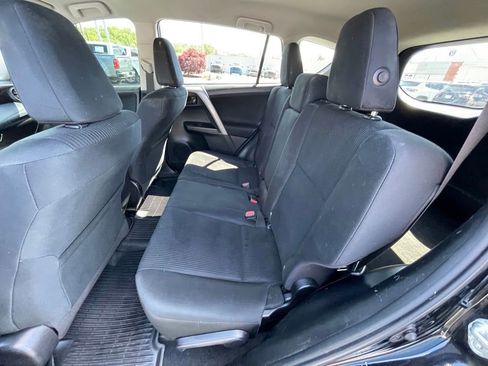 Used 2018 Toyota RAV4 LE w/ All Weather Liner Package AWD/4WD image 18