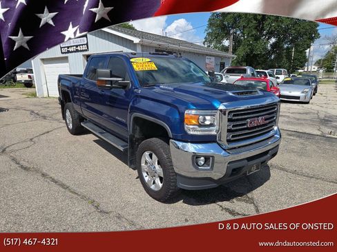 Used 2017 GMC Sierra 2500 SLE w/ SLE Fleet Preferred Package AWD/4WD image 1