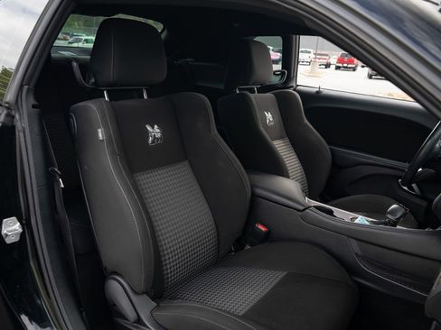 Used 2020 Dodge Challenger R/T Scat Pack RWD image 18