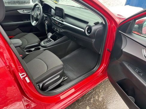 Certified 2023 Kia Forte LXS w/ LXS Technology Package image 27