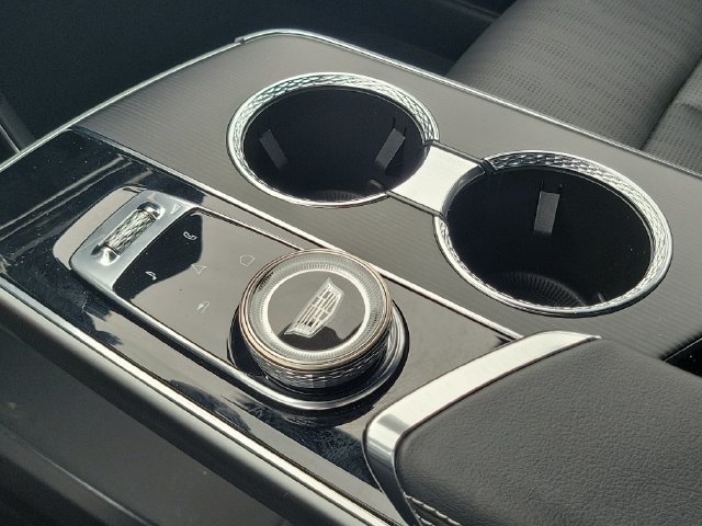 Certified 2024 Cadillac Lyriq Luxury AWD/4WD image 20