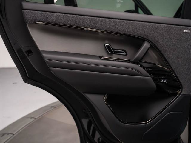 New 2026 Land Rover Range Rover Sport Dynamic SE AWD/4WD image 24