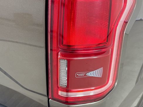 Used 2016 Ford F150 Lariat w/ Equipment Group 501A Mid AWD/4WD image 32