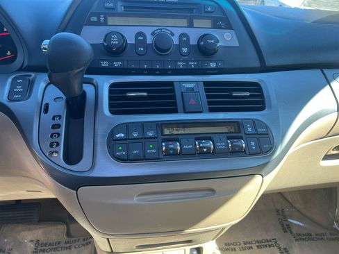 Used 2005 Honda Odyssey EX-L image 17