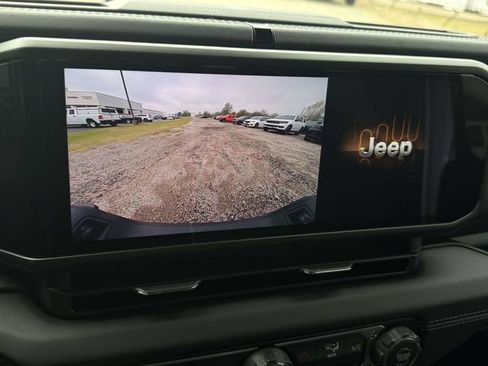 New 2026 Jeep Gladiator Sport image 17